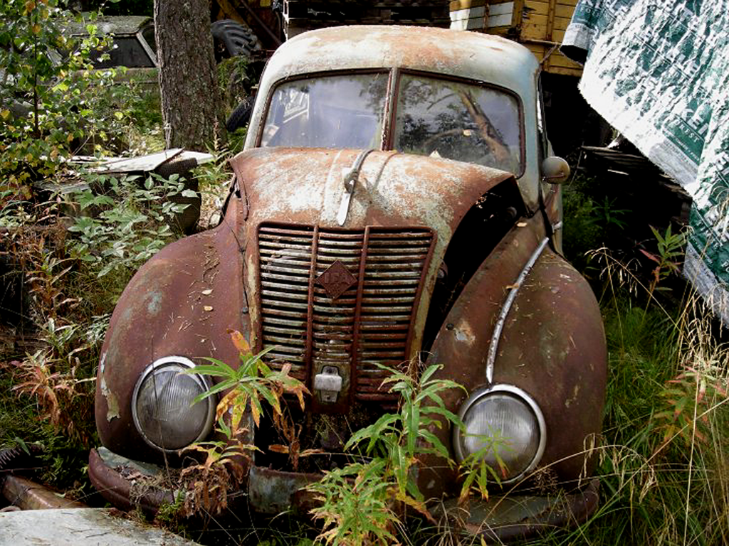 old_rusty_car