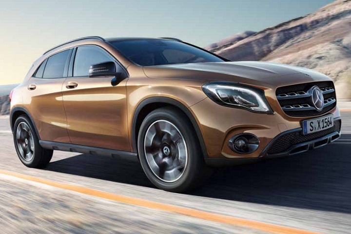 side view of the latest mercedes benz gla